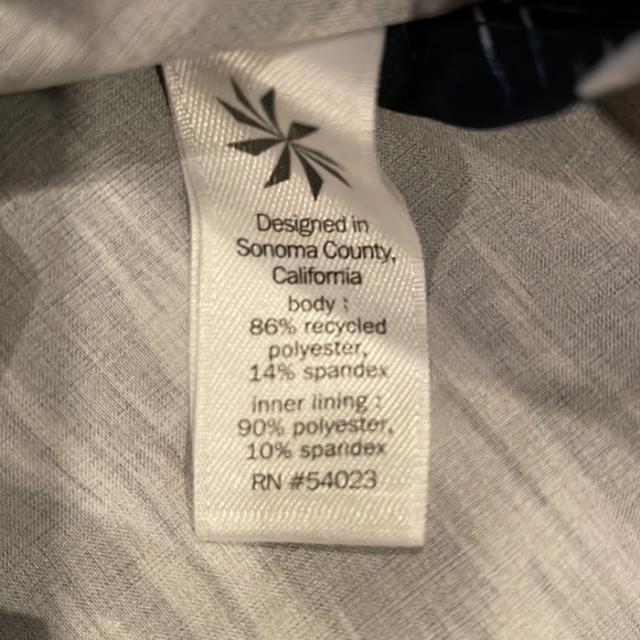 Athleta Casual Skort EUC - Picture 8 of 9